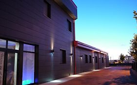 V Hotel